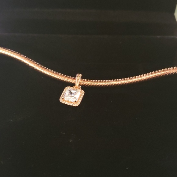 Pandora Timeless Elegance Pendant Rose Gold - Picture 3 of 5